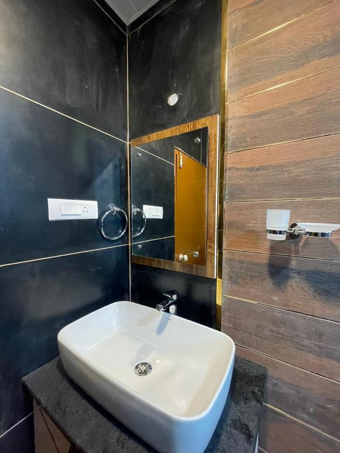 Silver Oak Resorts Yedapalli Eksteriør billede